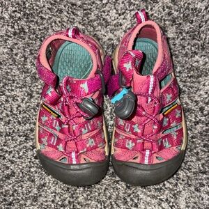 Kids Pink Outdoor Keen Sandals